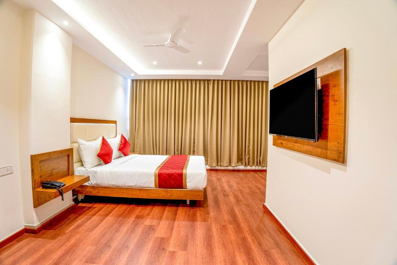 Fabhotel Phoenix Horamavu - Nr Horamavu Main Road 벵갈루루 외부 사진