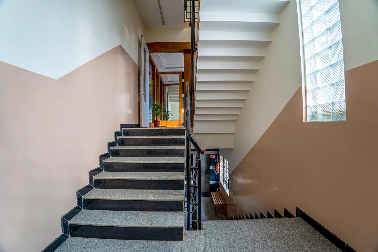 Fabhotel Phoenix Horamavu - Nr Horamavu Main Road 벵갈루루 외부 사진